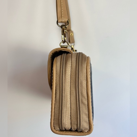 Crossbody Wallet- Tooled Mexican Hand Bag- bolsa Artisanal - Leather /Cowhide(B) - Picture 14 of 16